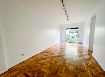 Departamento de 2 ambientes, Recoleta · Barrio Norte 2 Amb Impecable Luminoso C/ Balcón. Bajas Expensas