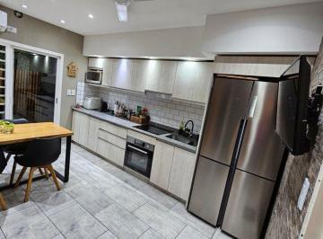 PH · 59m² · 3 Ambientes · PH 3 Amb en Venta Ramos Mejia Patio Apto Credito
