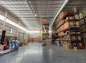 Bodega-Galpón · 3290m² · Galpón en Alquiler en Munro Vicente Lopez