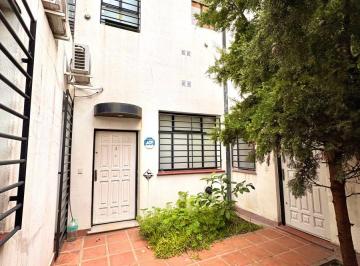 Departamento de 3 ambientes, Villa del Parque · Departamento por Pasillo en Duplex con Pequeña Terraza y Parrilla. Opción Cochera