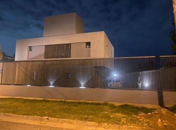 Casa de 3 ambientes, Córdoba · Duplex de Categoría en Mejor Zona Norte