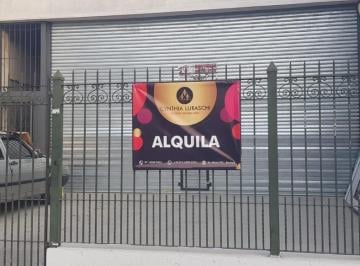 Depósito · 400m² · 1 Ambiente · Depósito/ Local Sobre Av Eva Perón.