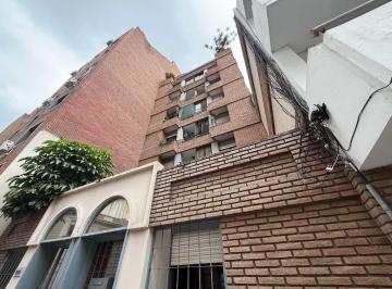 Departamento · 91m² · 4 Ambientes · Venta Amplio Departamento 1 Dormitorio - Alberdi