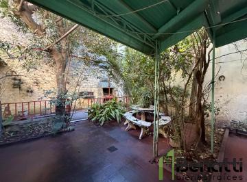 Casa · 164m² · 4 Ambientes · 1 Cochera · Casa en Venta Villa Luro, 4 Amb con Garaje/ Patio/ Terrazas