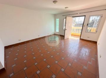 Casa · 107m² · 3 Ambientes · 2 Cocheras · Casa en Venta Ubicado en Munro, Vicente López, G. B. a. Zona Norte