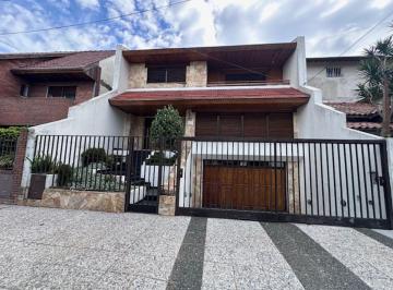 2045626349.jpg · Casa en Venta Ubicado en Olivos, Vicente López, G. B. a. Zona Norte