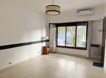 2050587365.jpg · Casa en Venta Ubicado en Olivos, Vicente López, G. B. a. Zona Norte