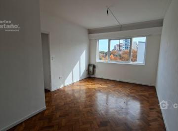 Departamento · 51m² · 3 Ambientes · Exc. 3 Amb. Antiguo (De Época) Al Contrafrente y Muy Luminoso