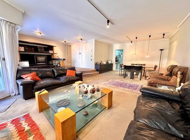 Departamento · 184m² · 6 Ambientes · 1 Cochera