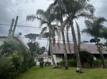 Foto1 · Casa Alquiler Anual y Venta de 4 Dorm.