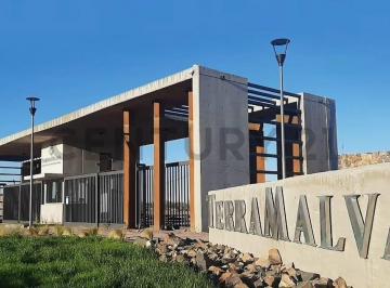 Terreno · 318m² · Lote en Venta