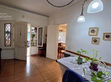 Casa · 110m² · 6 Ambientes · Casa 6 Amb. en Lote Propio