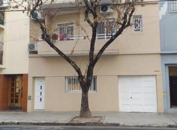 PH · 71m² · 3 Ambientes · PH con Patio Cub. y Terraza de 9x5, M/bueno, Sin Expensas