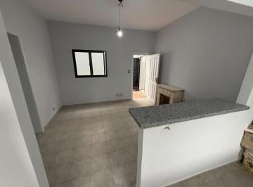 PH · 56m² · 3 Ambientes · PH en Venta 3 Ambientes con Entrada Independiente y Patio - Wilde