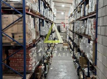 Bodega-Galpón · 1953m² · Galpón en Alquiler en Vicente Lopez