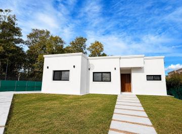 Casa · 119m² · 4 Ambientes · 1 Cochera · Casa en Venta en Santa Lucia, Pilar del Este, Pilar