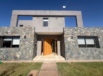 Casa · 170m² · 4 Ambientes · Venta Casa en Lar de Boedo