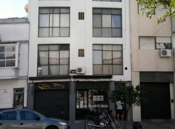 Departamento · 25m² · 1 Ambiente · Monoambiente 3º Piso por Escalera 47 Esq. 12