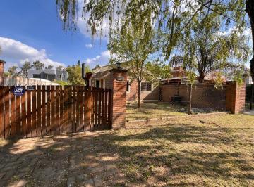 Casa · 68m² · Casa en Venta en Funes de 1 Dormitorio en Lote de 500 m 2