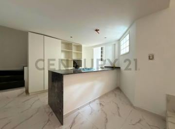 PH · 104m² · 6 Ambientes · Venta Casa de Pasillo de 2 Dorm. + Comodín con Patio en Abasto, Rosario