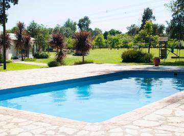 Casa · 164m² · 6 Ambientes · 50 Cocheras · Finca en Venta - Gral Rodriguez - 15.000 m² - Eventos