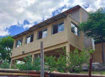 Casa de 3 ambientes, Estancia Vieja · Complejo de Dos Cabañas con Piscinas Individuales.