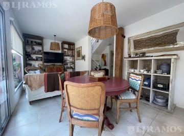 Casa · 115m² · 4 Ambientes · 1 Cochera · Muy Lindo Triplex Alquiler Anual - La Colina de La Horqueta - La Horqueta