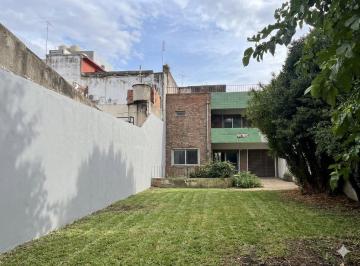 Casa · 360m² · 6 Ambientes · 1 Cochera · A Refaccionar - Casa - Parque - Cochera - Apto Crédito