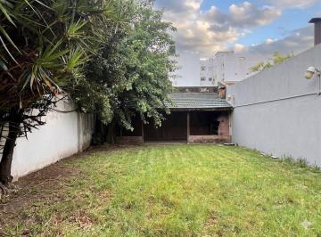 Casa · 360m² · 6 Ambientes · 1 Cochera · A Refaccionar - Casa - Parque - Cochera - Apto Crédito