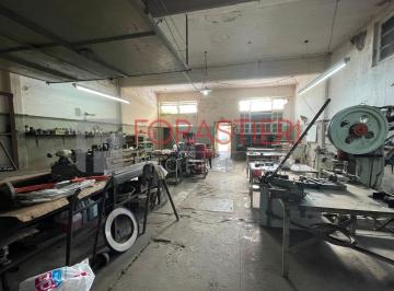 Depósito · 140m² · 1 Cochera · Depósito en Caseros
