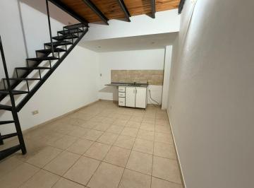 PH · 35m² · 2 Ambientes · PH 2 Ambientes con Patio en Alquiler Lanus Oeste