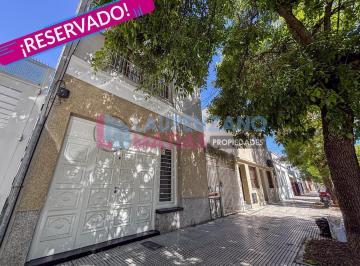 PH · 120m² · 3 Ambientes · 1 Cochera · ¡Reservado! Venta PH 3/4 Ambientes con Cochera, Patio, Terraza en Villa Pueyrredon