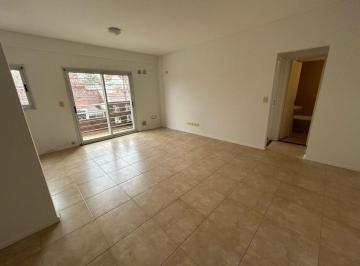 Departamento de 2 ambientes, Vicente López · Dpto. 2 Amb, con Cochera Al Frente.