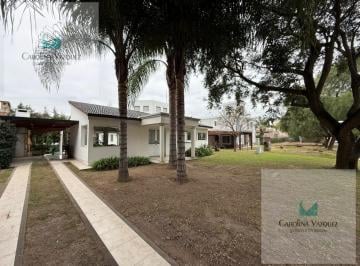 Casa · 265m² · 6 Ambientes · 1 Cochera · Venta, Casa 4 Dorm. en San Isidro, Villa Allende