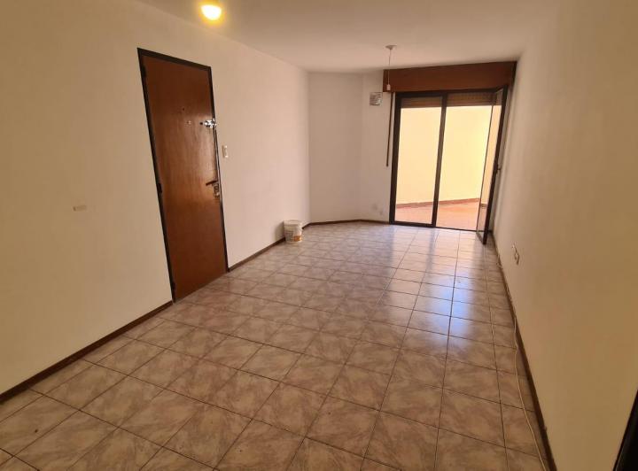 Departamento · 53m² · 5 Ambientes · 1 Cochera