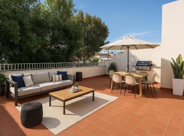 Casa · 155m² · 3 Ambientes · Casa en Parque Chacabuco en Venta 3 Ambientes con Terraza y Patio Permuta