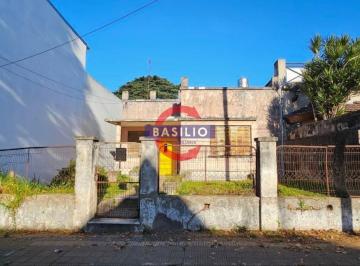 Casa · 242m² · 3 Ambientes · Venta | Casa a Reciclar en Lote Propio de 8,66 X 28 m con Potencial de Desarrollo en Florida Oeste