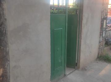 Casa , Rosario · Venta de 2 Casas Mismo Lote, Interno