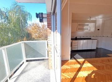 Departamento de 2 ambientes, Villa General Mitre · Departamento 2 Amb Reciclado Muy Luminoso | Balcón