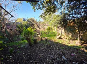 OPORTUNIDAD EN GLEW – CASA A RESTAURAR SOBRE LOTE DE 375 m²

Te presentamos esta · Casa a Restaurar Sobre Lote de 375 m² en Glew | Amplio Fondo y Gran Potencial de Desarrollo
