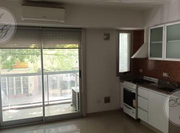 Departamento · 40m² · 2 Ambientes · Semi Piso - Gran Ambiente y Medio C/ Balcon y Baulera - Valle y Beauchef - Imperdible Exc. Estado