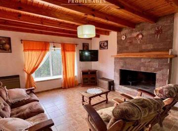 Casa de 3 ambientes, Villa Pehuenia · Alquier Turistico Villa Pehuenia