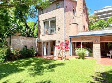 Casa · 240m² · 8 Ambientes · 3 Cocheras · Casa Chalet en Venta en Colegiales, Capital Federal, Buenos Aires