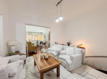 PH · 105m² · 4 Ambientes · PH Reciclado en Venta Tres Dorm., y Balcones