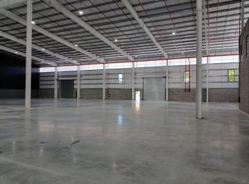 Bodega-Galpón · 3378m² · Munro - 3.778 m Cub Seminuevos en Complejo Premium