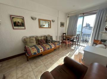 Departamento · 32m² · 2 Ambientes · Venta Departamento 2 Ambientes Al Frente. Zona Plaza Colon.