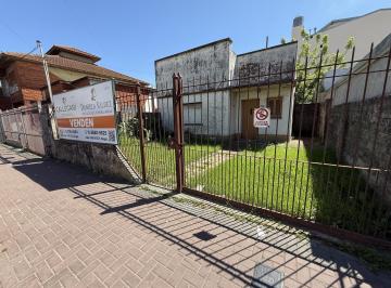 Casa · 200m² · 3 Ambientes · 1 Cochera · Casa a Reciclar. Pleno Centro. Bajamos El Precio!