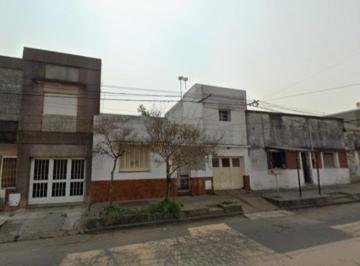 Departamento de 9 ambientes, Ciudad de Santa Fe · Iturraspe 3800