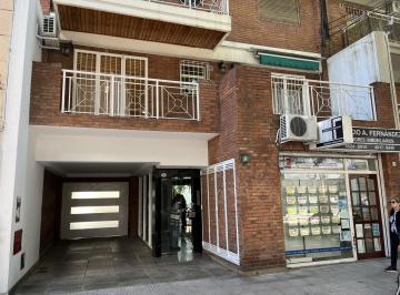 Departamento · 45m² · 2 Ambientes · 1 Cochera · Departamento en Alquiler 2 Ambientes con Cochera Descubierta.