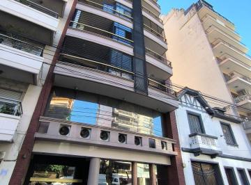 Departamento de 2 ambientes, Villa Crespo · Villa Crespo Semipiso 2 Amb con Balcón a m del Parque Centenario en Alquiler